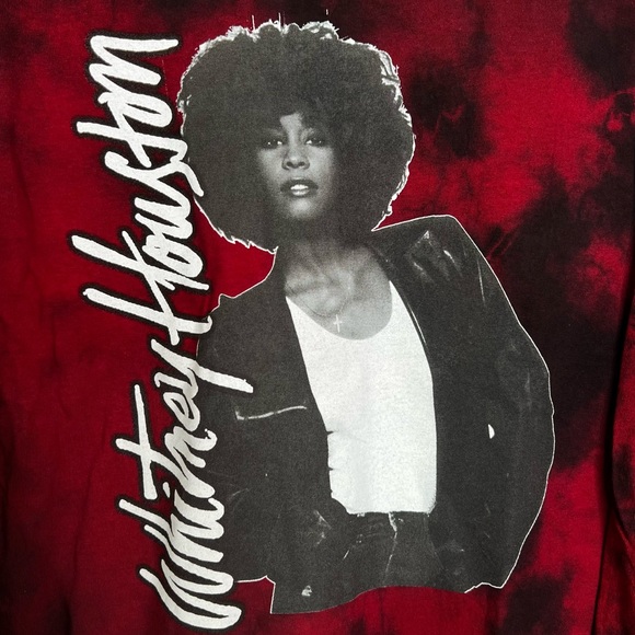 NWOT Whitney Houston I’m Every Woman Tie Dye Long Sleeve T-Shirt Red Women’s M - Picture 3 of 7